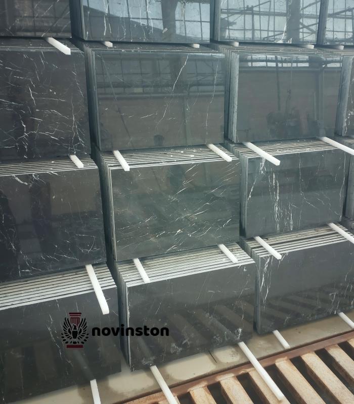  خرید سنگ فرشی مرمریت نجف آباد با ابعاد استاندارد 40*80 و 40*60. کیفیت تضمین شده، قیمت مناسب.سنگ فرشی مرمریت نجف آباد: زیبایی طبیعی و مدرن برای کفپوش منزل شما.کفپوش مرمریت مشکی نمره شده: انتخابی هوشمندانه برای فضاهای لوکس و تجاری.
