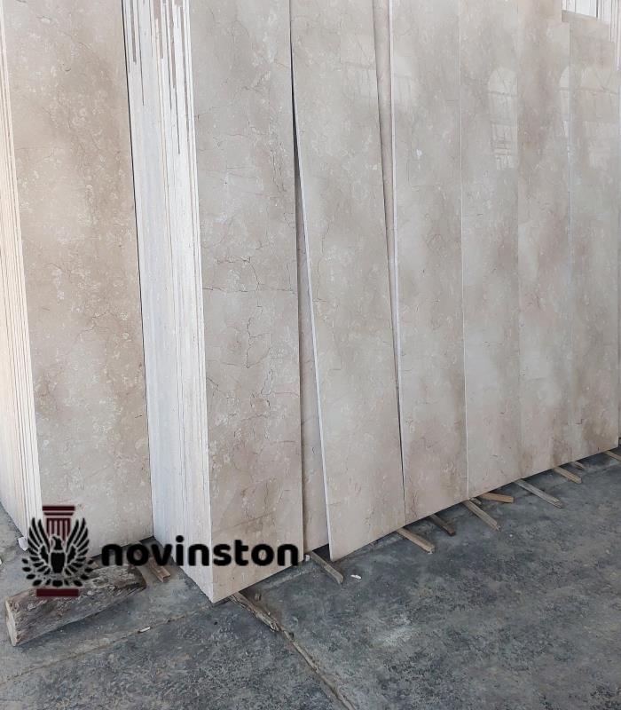  آشنایی با مشخصات سنگ مرمریت اداوی، رنگ‌بندی، استحکام و بهترین موارد استفاده از این سنگ محبوب ساختمانی.