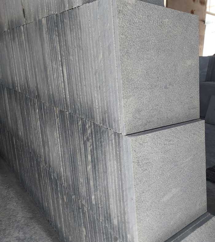 عرض 40cm، طول 40cm، ضخامت 2cm