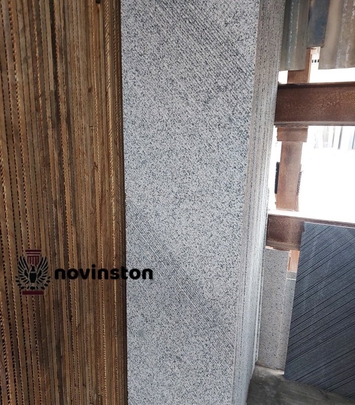 بهترین قیمت سنگ گرانیت سفید نطنز اسکرچ را از کجا پیدا کنیم؟ بررسی قیمت، نحوه خرید و مزایای این سنگ ساختمانی مقاوم.