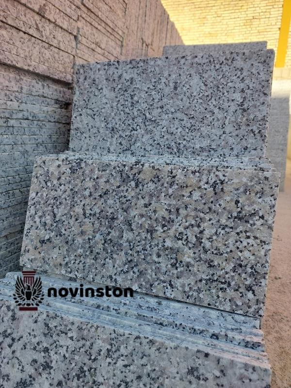  گرانیت نهبندان 20 در 40 فرشی؛ انتخابی هوشمندانه برای کفپوش و نمای ساختمان. این مقاله به شما کمک می‌کند تا با مزایای استفاده از این سنگ طبیعی و مقاوم آشنا شوید و بهترین تصمیم را برای پروژه ساختمانی خود بگیرید. 