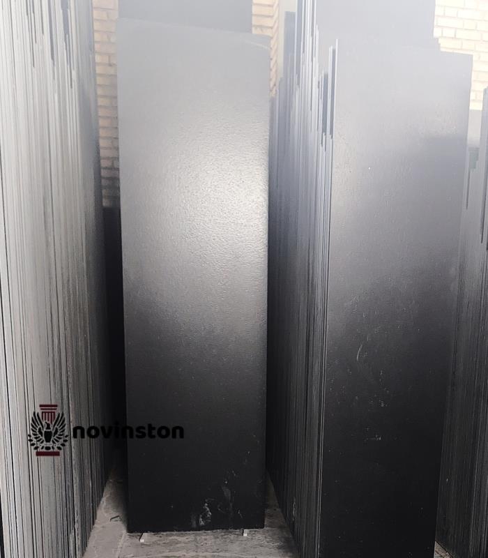 قیمت سنگ گرانیت چرمی مشکی نطنز عرض 60 و 80 - شیک، مقاوم و مناسب برای فضای داخلی و خارجی.
