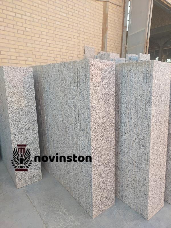  گرانیت نهبندان طوسی با رنگ زیبا و طبیعی، انتخاب ایده آل برای پله های داخلی و خارجی ساختمان است. این سنگ به دلیل مقاومت بالا، طول عمر زیادی دارد. 