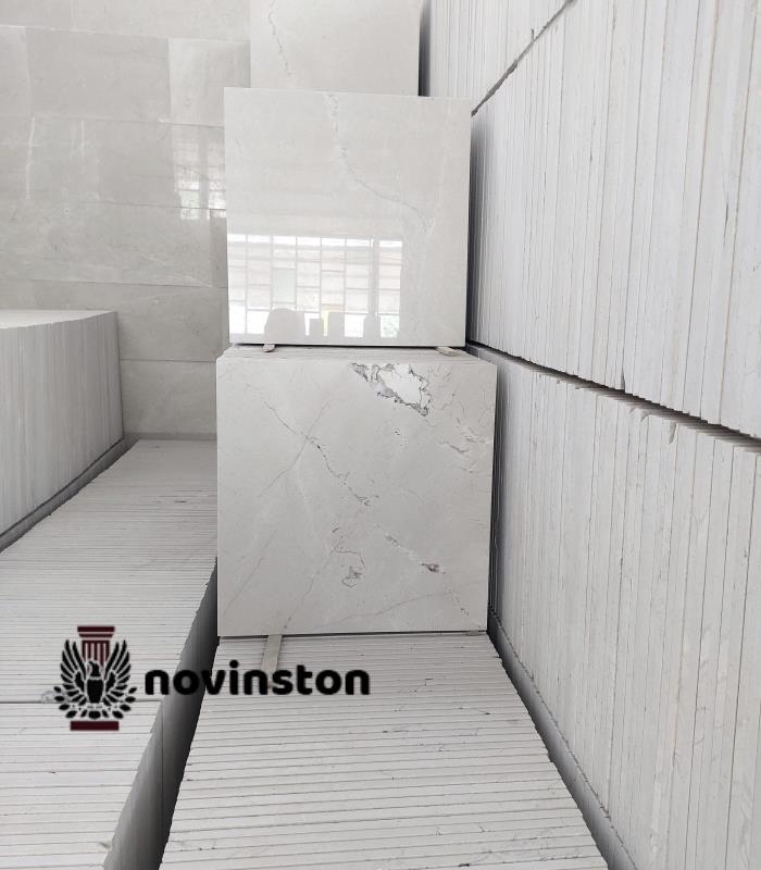  قیمت دلنشین سنگ مرمریت هرسین کرم درجه یک در ابعاد 60 در 60 با کیفیتی که لبخند را به لبتان می‌آورد. نوین سنگ، همراه لحظه‌های گرم شما.