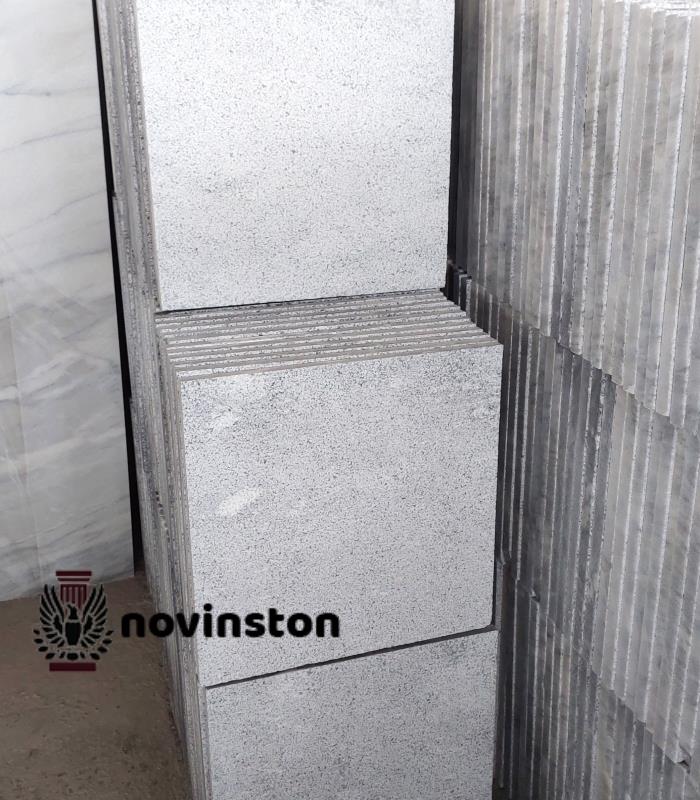  سنگ کریستال بوش همر مناسب کف‌پوش انتخابی ایده‌آل برای محوطه‌سازی مدرن و لوکس است. این سنگ با سطحی مقاوم، زیبا و ضد لغزش، برای فضاهای پرتردد بهترین گزینه محسوب می‌شود. خرید مستقیم از نوین سنگ تضمین قیمت مناسب و کیفیت بالا را برای شما به همراه دارد.