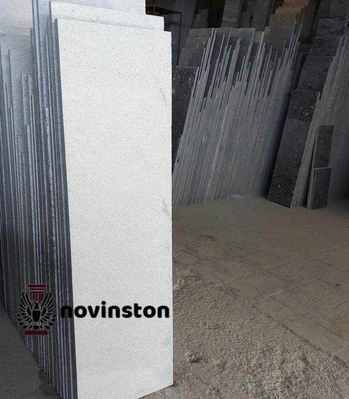  سنگ کریستال بوش همر برای درپوش استخر با عرض‌های ۵۰ و ۶۰ سانتی‌متر، انتخابی ممتاز برای محافظت از لبه‌های استخر است. این سنگ با دوام بالا، سطح ضد لغزش و ظاهر لوکس، ایمنی و زیبایی را همزمان به فضای اطراف استخر هدیه می‌کند.