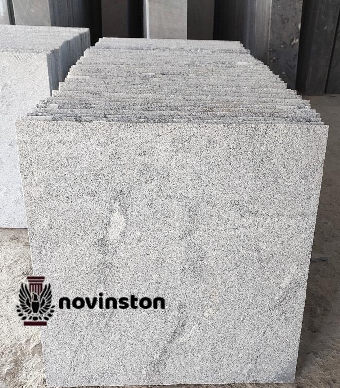  پروژه‌های بزرگ ساختمانی برای کف‌سازی نیاز به سنگی باکیفیت و مقاوم دارند. سنگ کریستال بوش همر با ویژگی‌های فنی برجسته، مقاومت عالی و زیبایی طبیعی، گزینه‌ای محبوب در این زمینه است. قیمت روز این سنگ را از نوین سنگ به صورت مستقیم دریافت کنید.