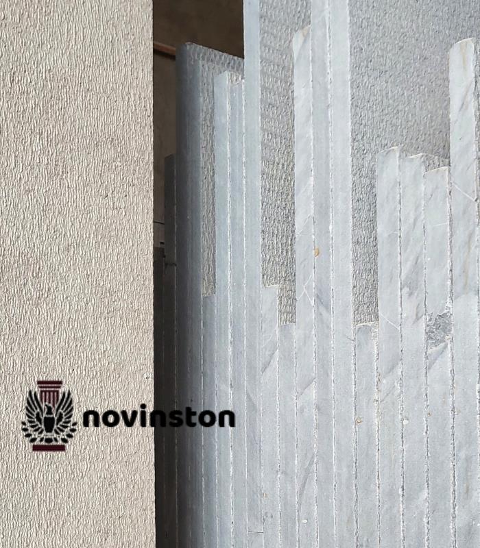  بافت تیشه‌ای زیبا و رنگ کریستالی باعث می‌شود محوطه بیرونی شما متمایز و چشم‌نواز شود.