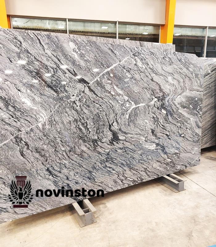  بررسی مقایسه‌ای بین سنگ کریستال و مرمر از نظر ظاهر، مقاومت، کاربرد و قیمت برای انتخاب بهتر در پروژه‌های ساختمانی.