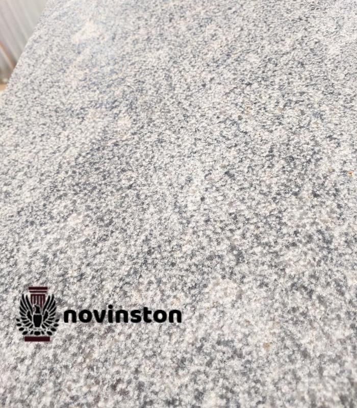  برش‌های متنوع و استاندارد سنگ کریستال چرمی (40 طولی، تایل و اسلب). متناسب با نیاز طراحی شما برای دیوار و نما.