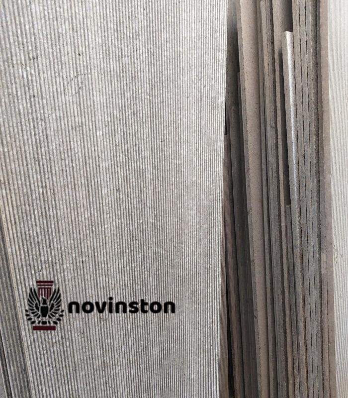  با سنگ گرانیت زنجان مشکی اسکرچ شده، فضایی خاص و ماندگار بسازید. سطح مات، مقاومت بالا و رنگ مشکی عمیق، جلوه‌ای حرفه‌ای به پروژه شما می‌دهد.