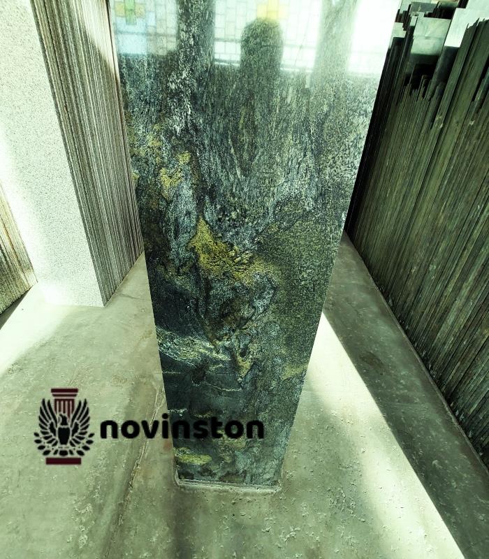  گرانیت سبز بیرجند یکی از لوکس‌ترین سنگ‌های ساختمانی است. در این صفحه ویژگی‌ها، کاربردها و انواع این سنگ کمیاب را با جزئیات کامل بررسی می‌کنیم.