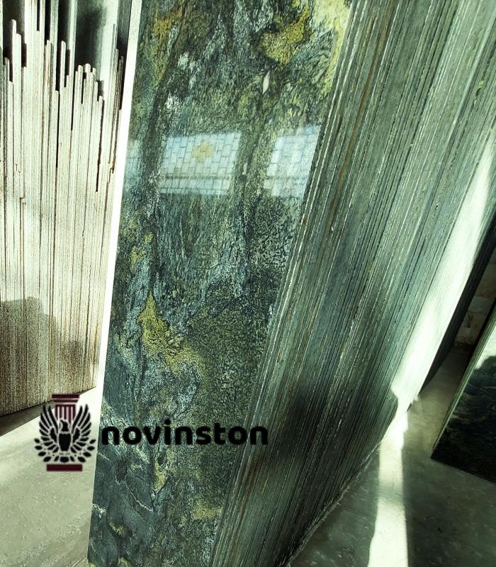  معرفی کامل انواع گرانیت سبز بیرجند شامل سبز تیره، سبز دودی و گل‌فشان. مقایسه کاربرد، کیفیت و مناسب‌ترین گزینه برای پروژه‌های ساختمانی.