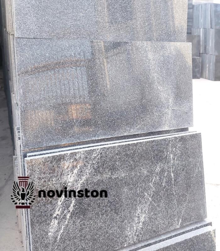 انتخابی مقاوم و لوکس برای کف‌سازی پروژه‌های ساختمانی.